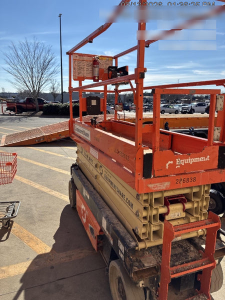 2022 JLG ES2632