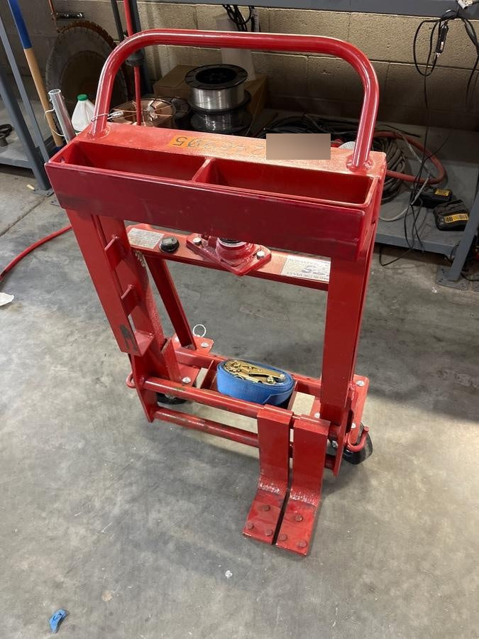2022 ROL-A-LIFT M-6
