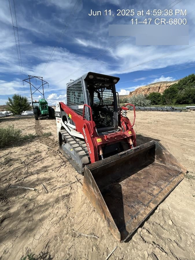2022 TAKEUCHI TL8R2-CR