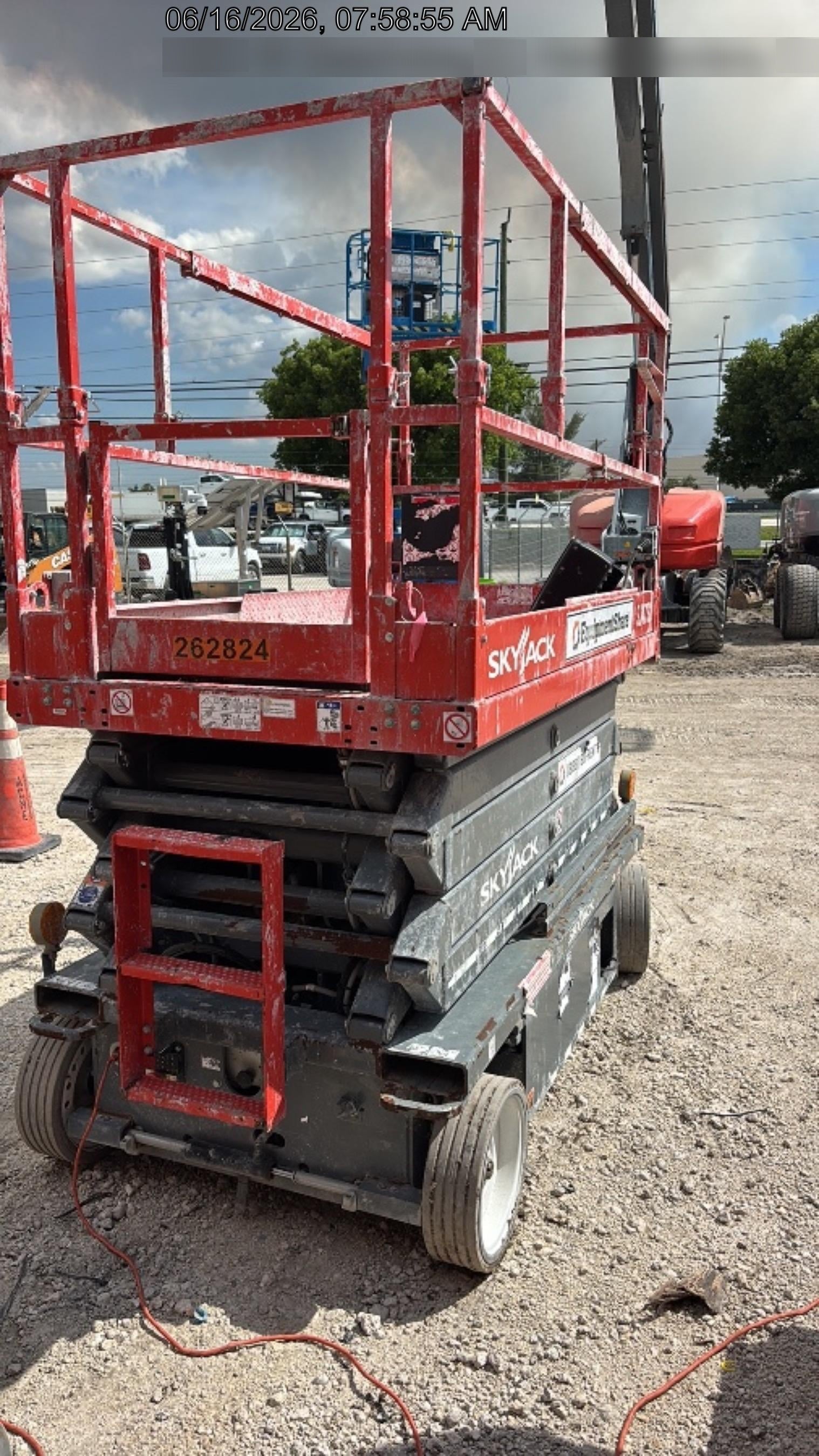 2022 SKYJACK SJ4732