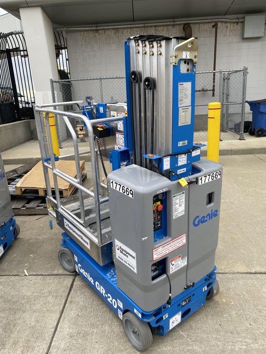 2021 GENIE GR-20