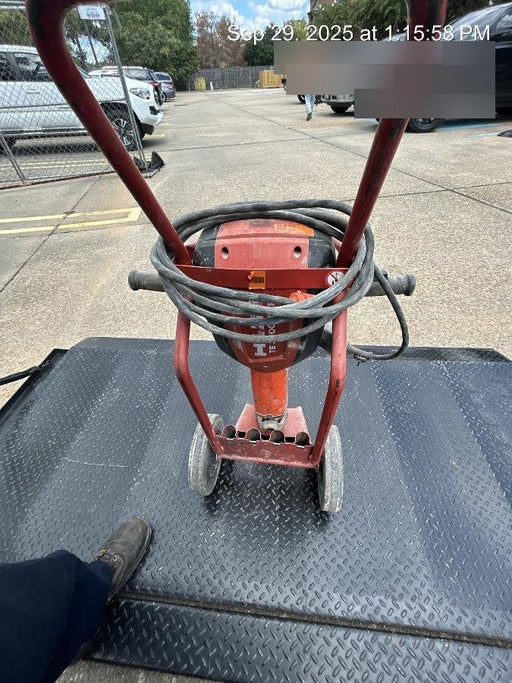 2020 HILTI TE 3000-AVR