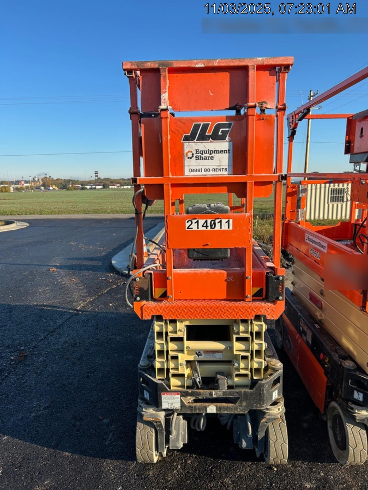 2022 JLG ES1932