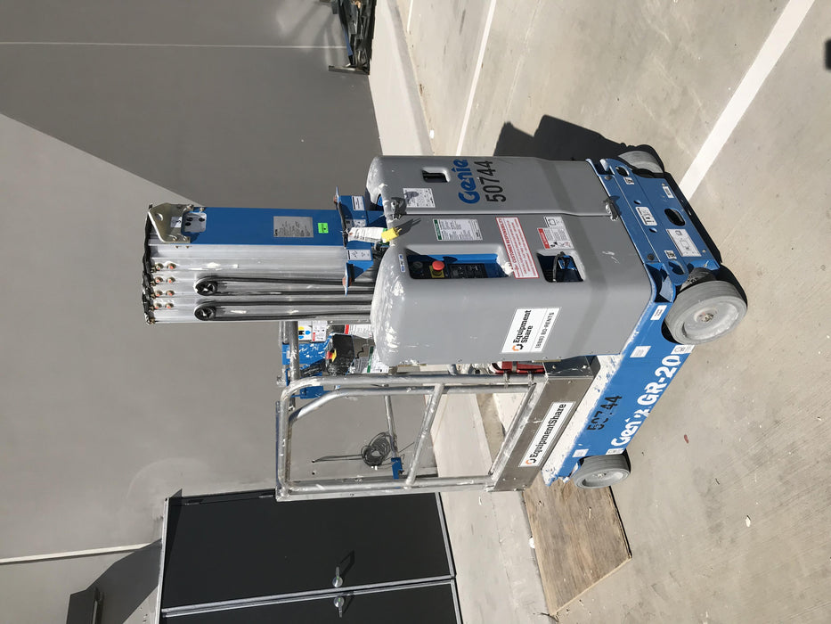 2019 GENIE GR-20
