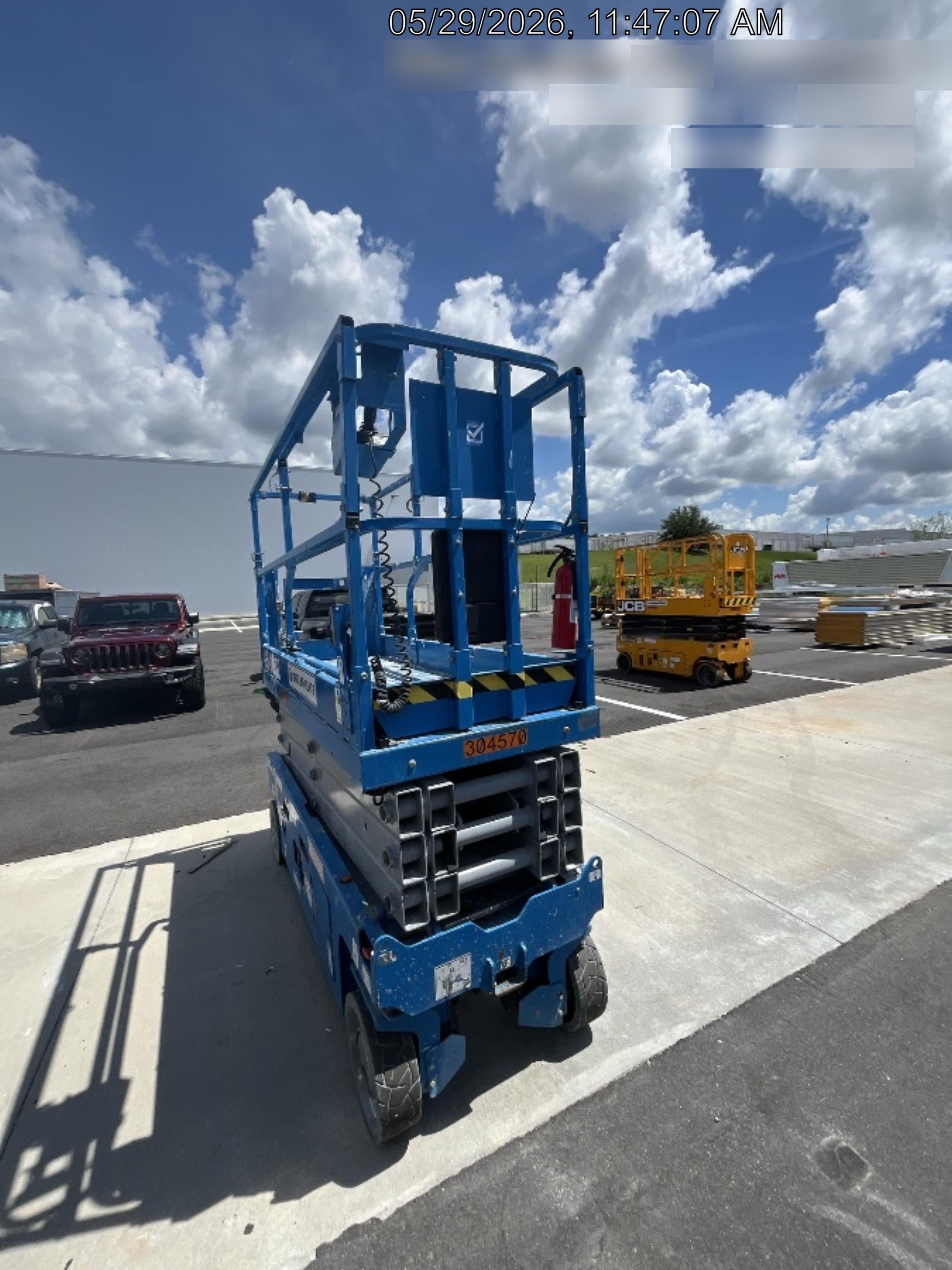 2023 GENIE GS-2632