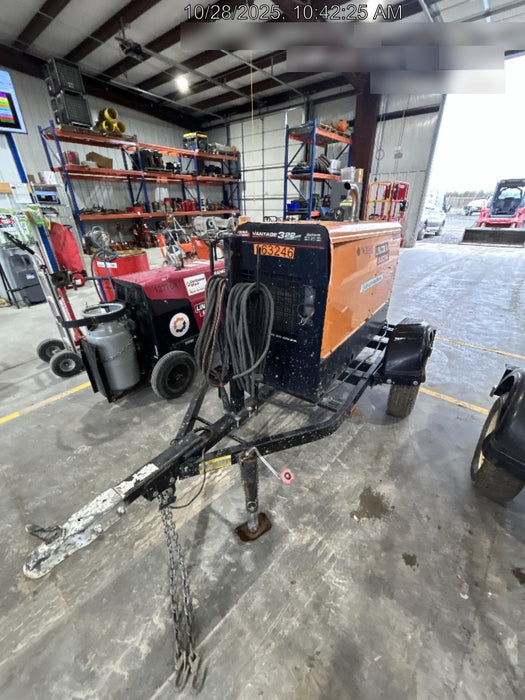 2021 Lincoln Electric Vantage 322 Vantage 322 Ready Pak 3 w/ Decals, ORANGE (includes trailer, cable rack, fender light kit) NO Telematics