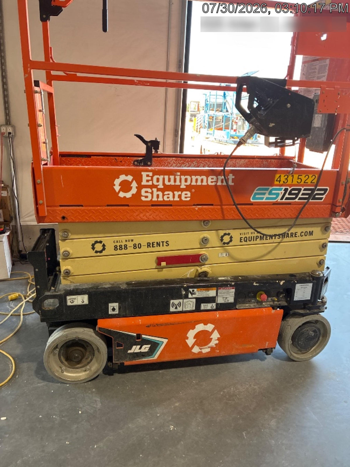 2024 JLG ES1932