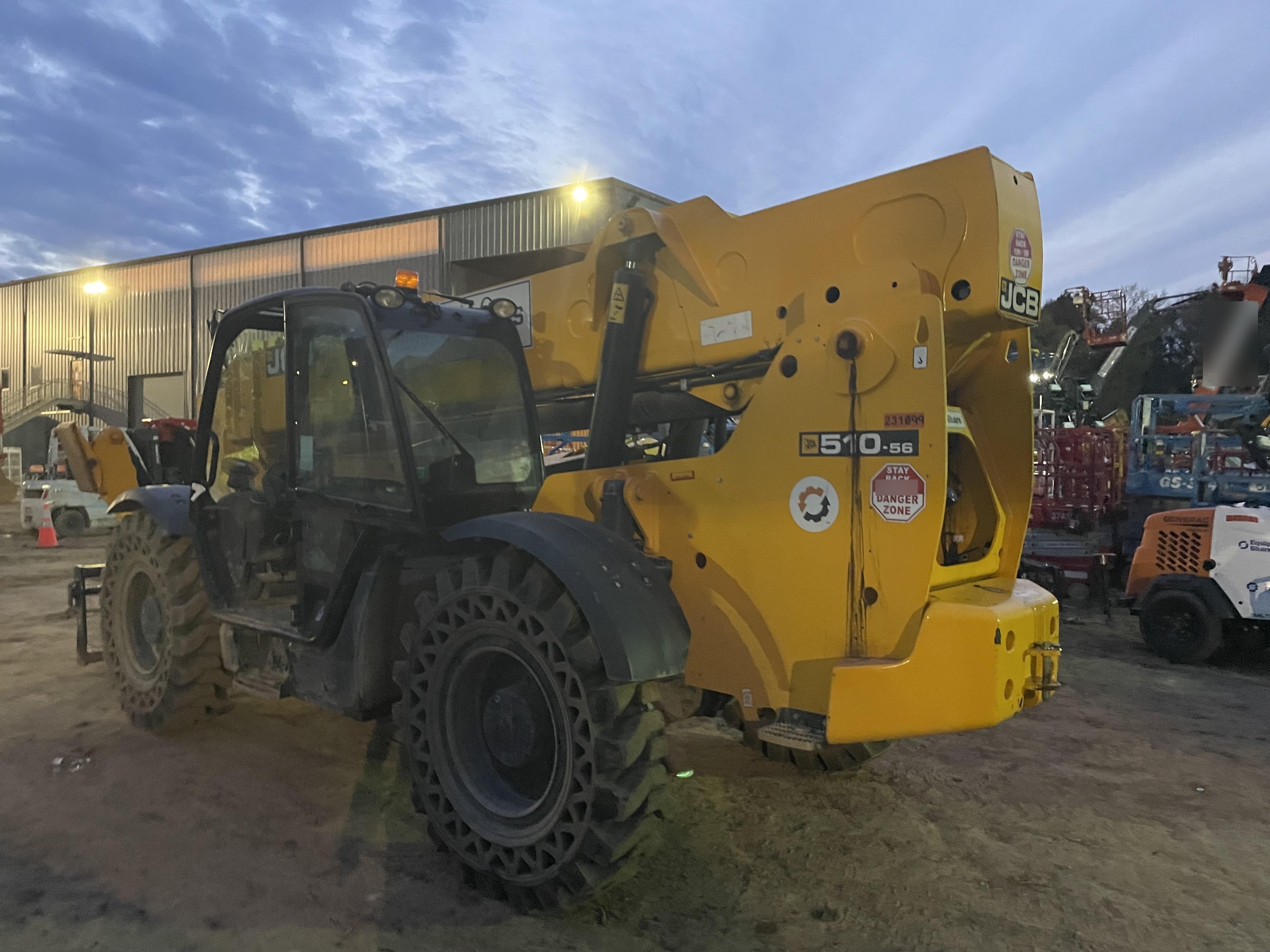 2022 JCB 510-56