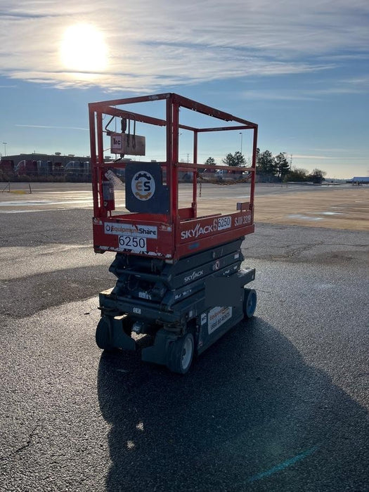 2017 Skyjack SJIII-3219 Skyjack SJ3219, Trojan Battery Set, Extended Warranty 5yr/5k hr