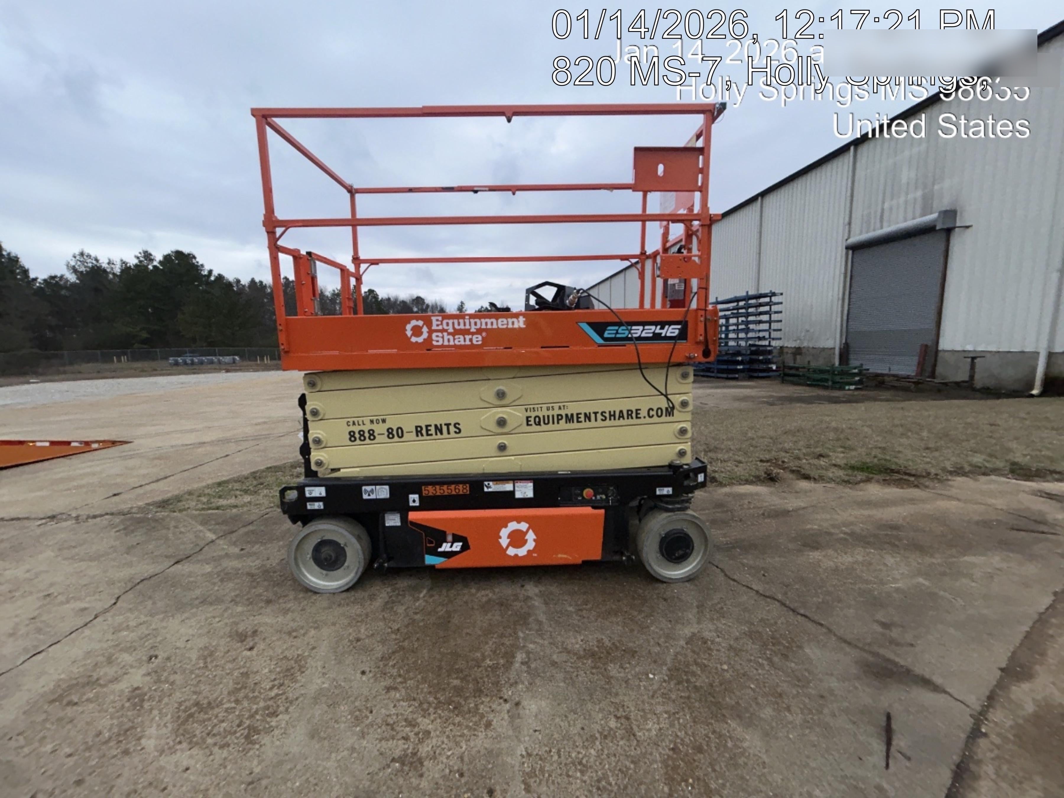 2025 JLG ES3246