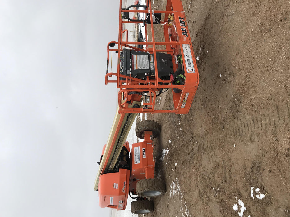 2019 JLG 600S 4WD