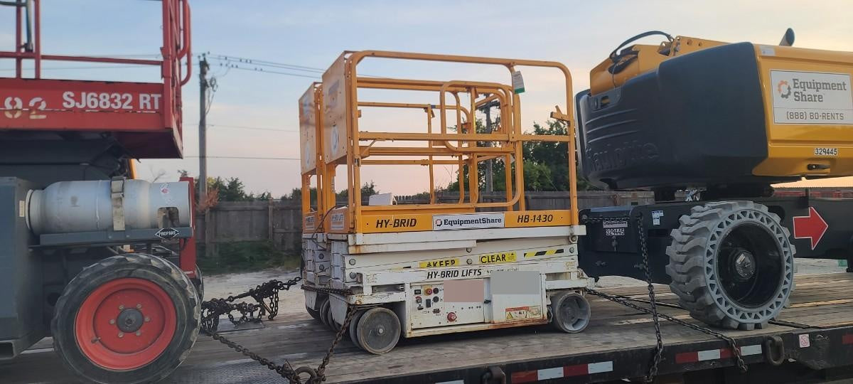 Custom Equipment HB-1430 Hy-Brid Scissor Lift
Platform capacity up to 670 lbs
Working height up to 20 ft
Weighs under 1,700 lbs
Non-marking wheels
