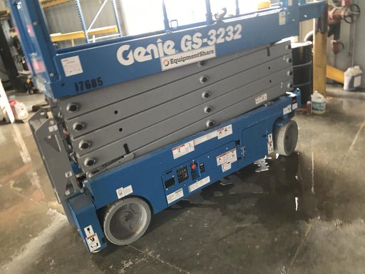 2018 Genie GS-3232 GS-3232 w/Folding rails, Half height swing gate