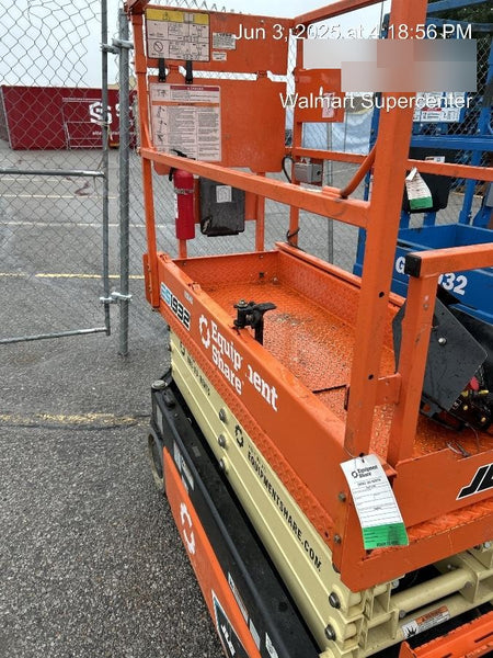2023 JLG ES1932