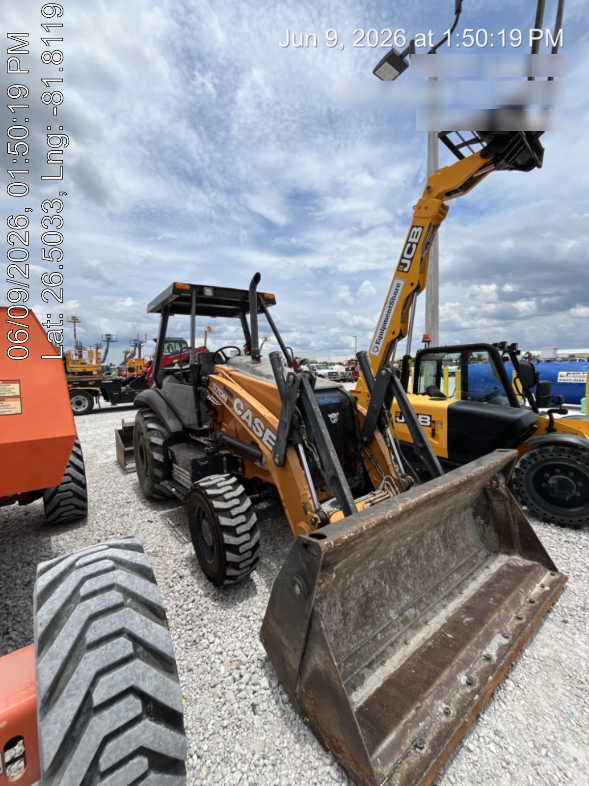 2022 CASE 570N EP