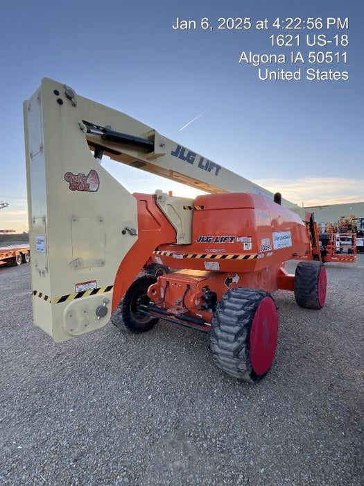 2022 JLG 800AJ