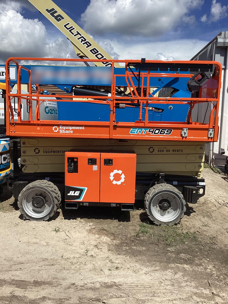 2022 JLG ERT4069