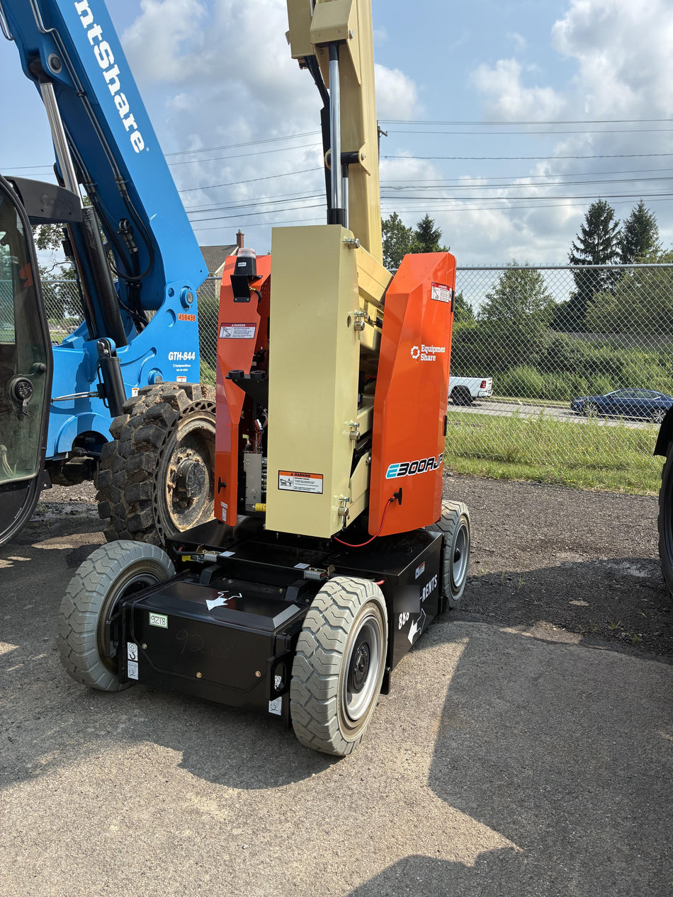 2026 JLG E300AJP