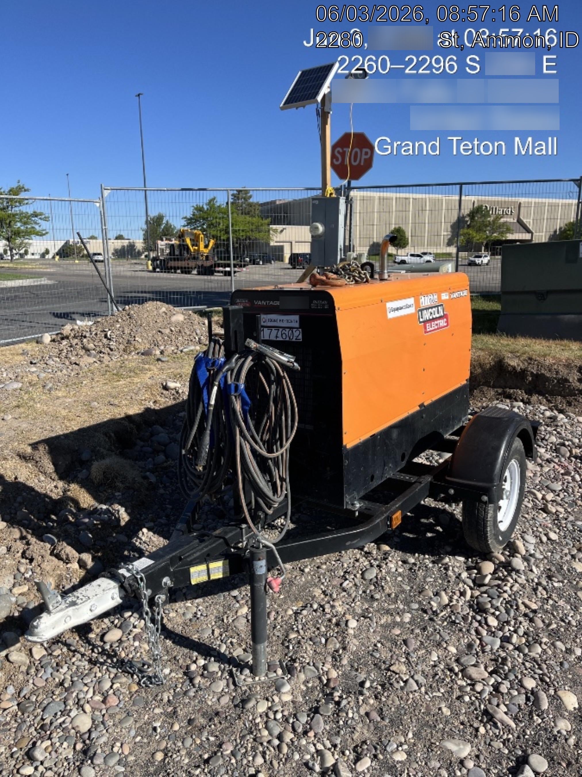 2021 Lincoln Electric Vantage 322 Vantage 322 Ready Pak 3 w/ Decals, ORANGE (includes trailer, cable rack, fender light kit) NO Telematics
