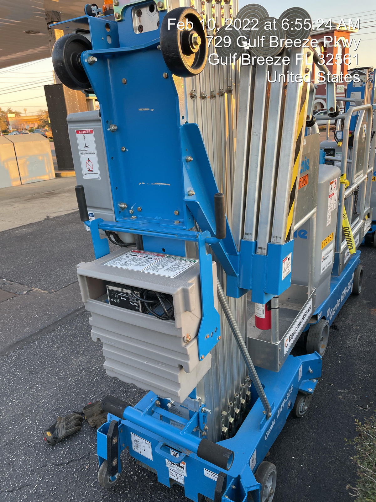 2021 GENIE AWP-30S DC