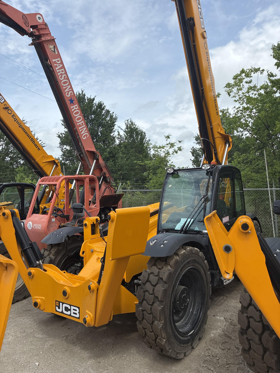 2026 JCB 512-56