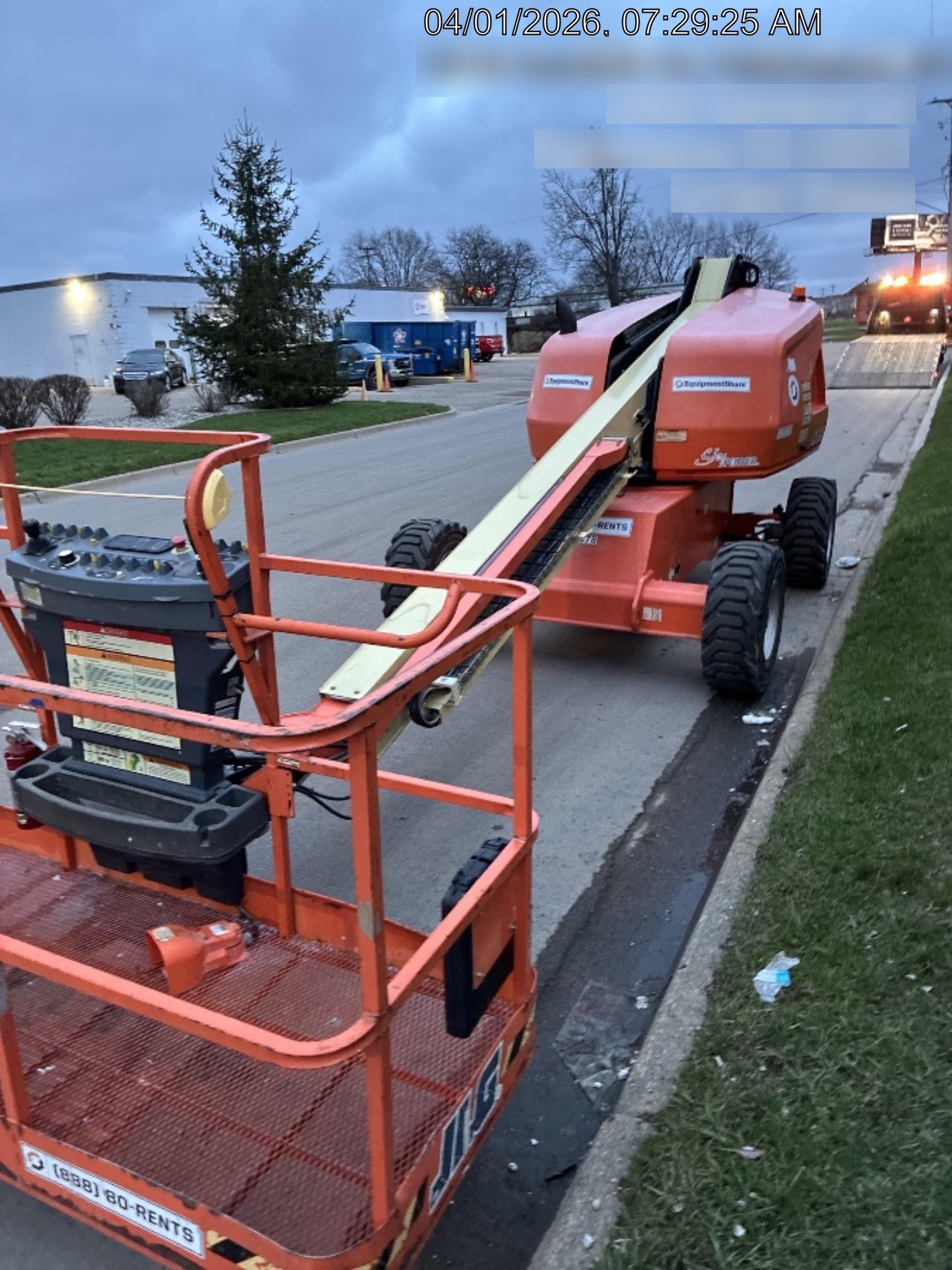 2021 JLG 400S