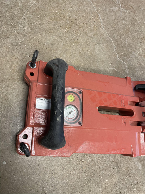 2022 HILTI DD150U