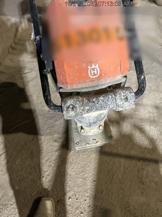 2025 HUSQVARNA LT6005