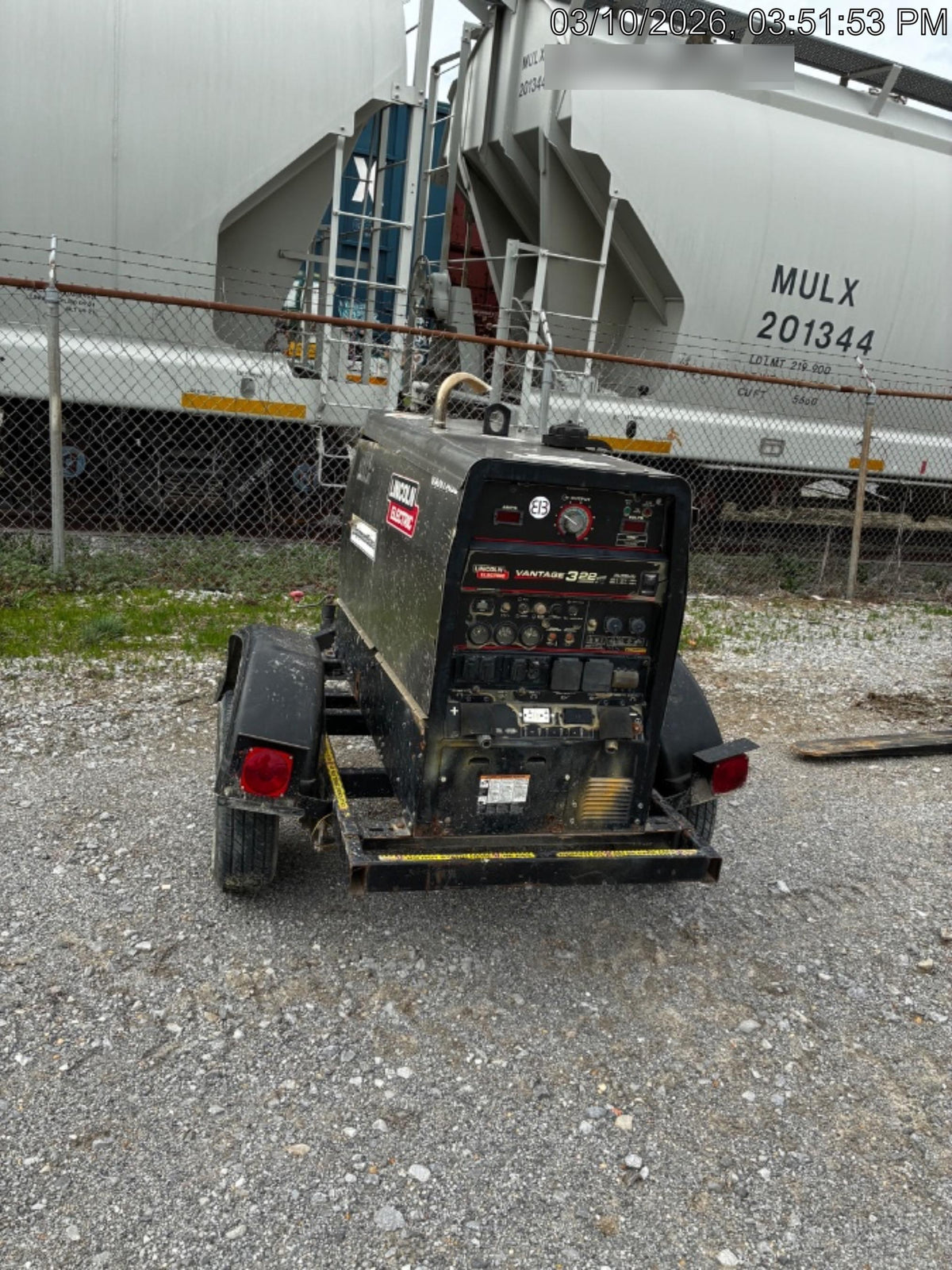 2019 Lincoln Electric Vantage 322 Welder Ready-Pak 3, Two wheel trailer, Fender and Light kit, Cable Rack