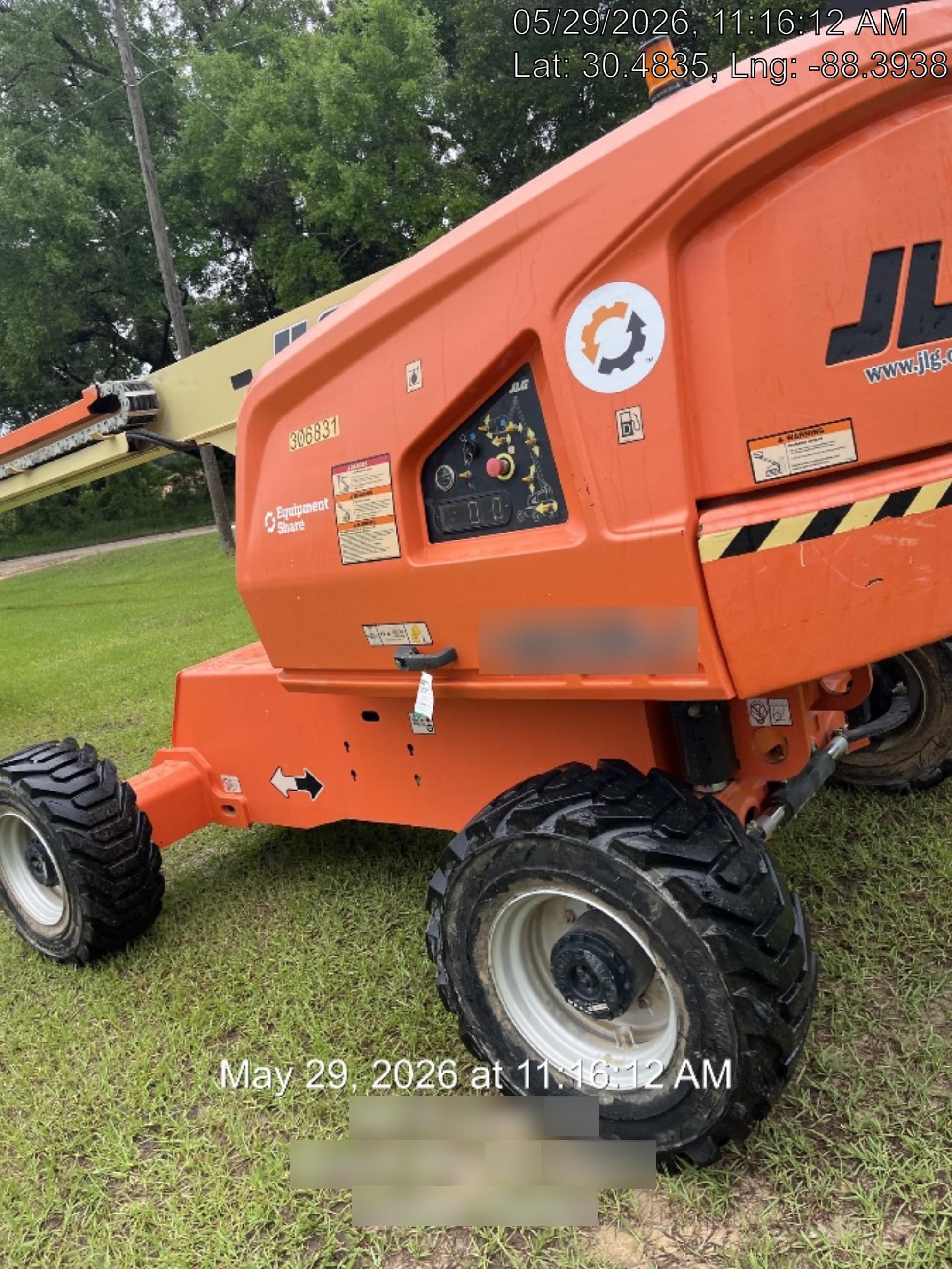 2023 JLG 460SJ