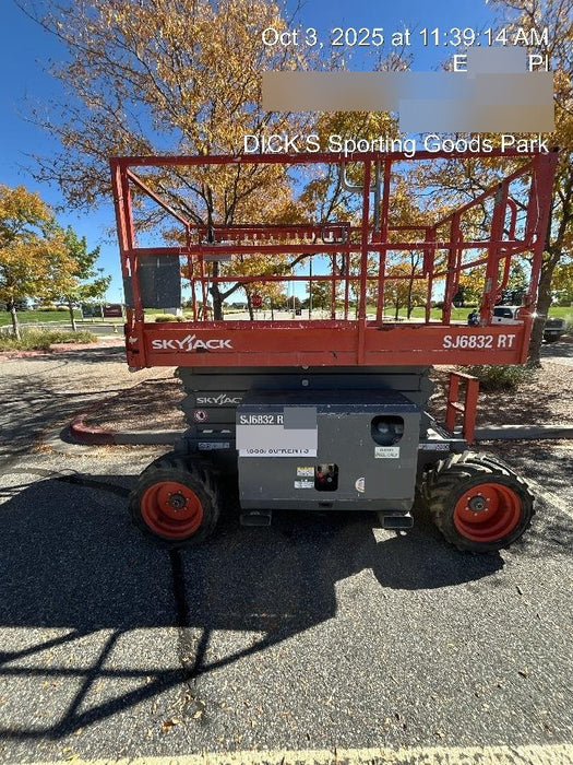 2017 SKYJACK SJ6832 RT