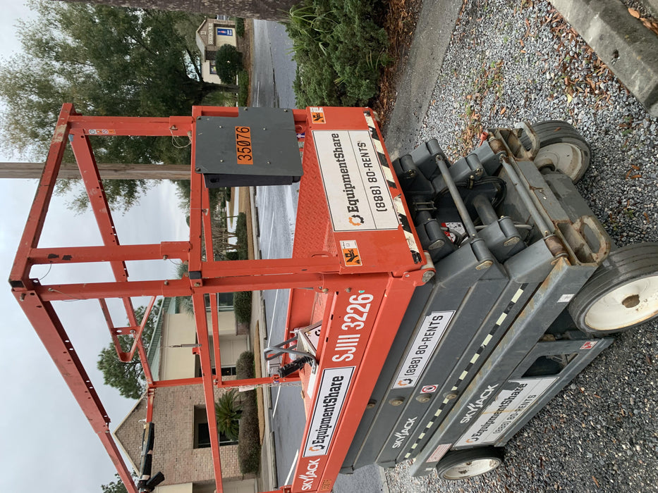 2019 Skyjack SJIII-3226 Standard Options, Trojan Batteries