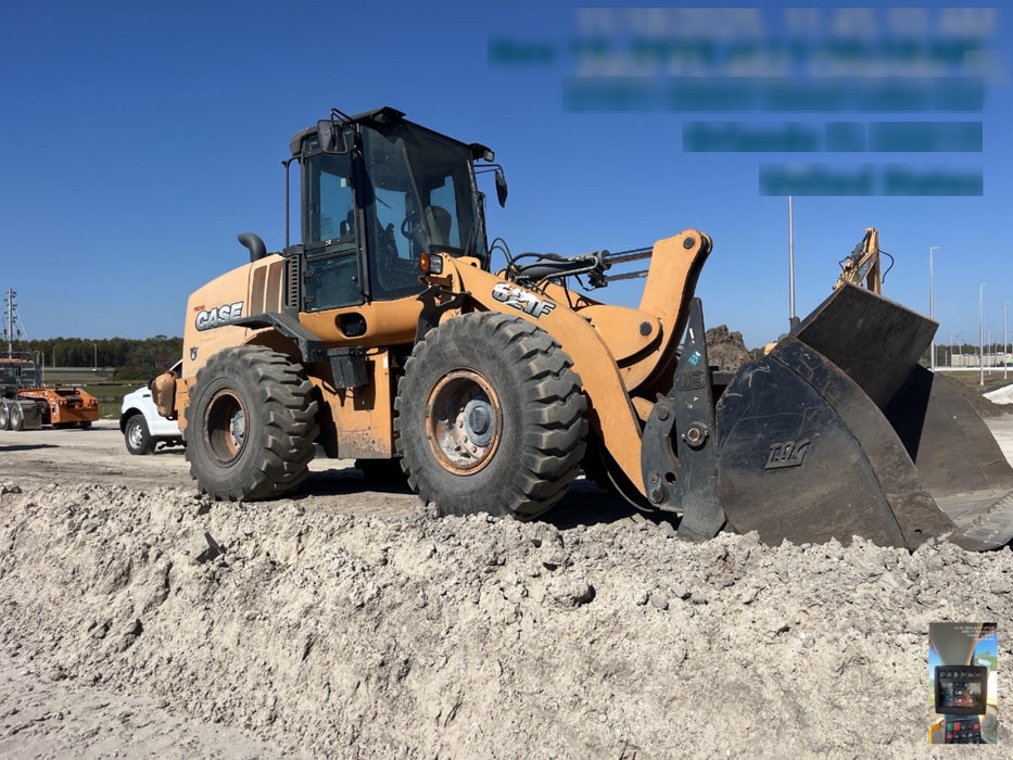 2016 Case 621F CLOSED CAB, JRB 416 STYLE HYD COUPLER