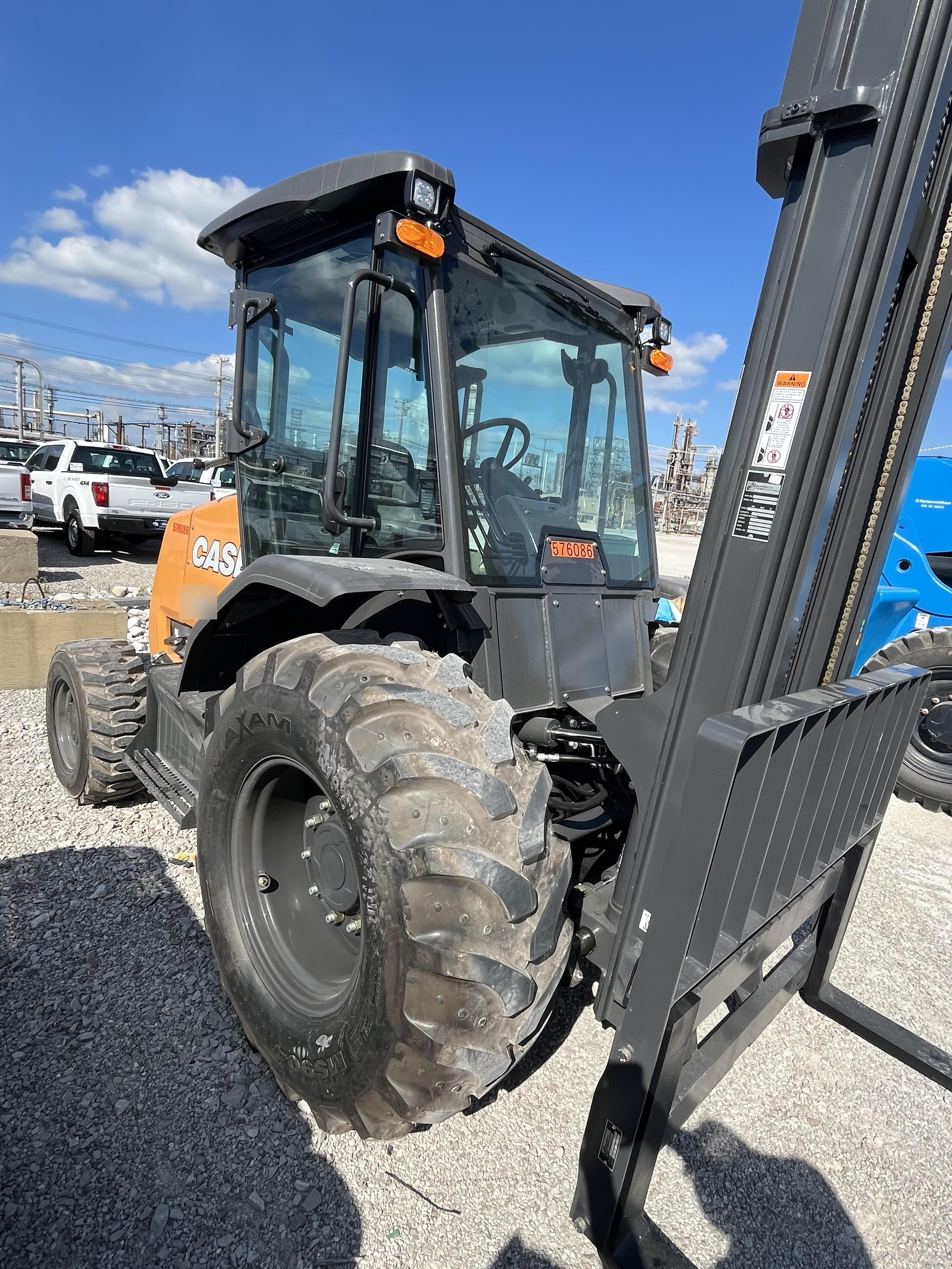 2026 CASE 586H