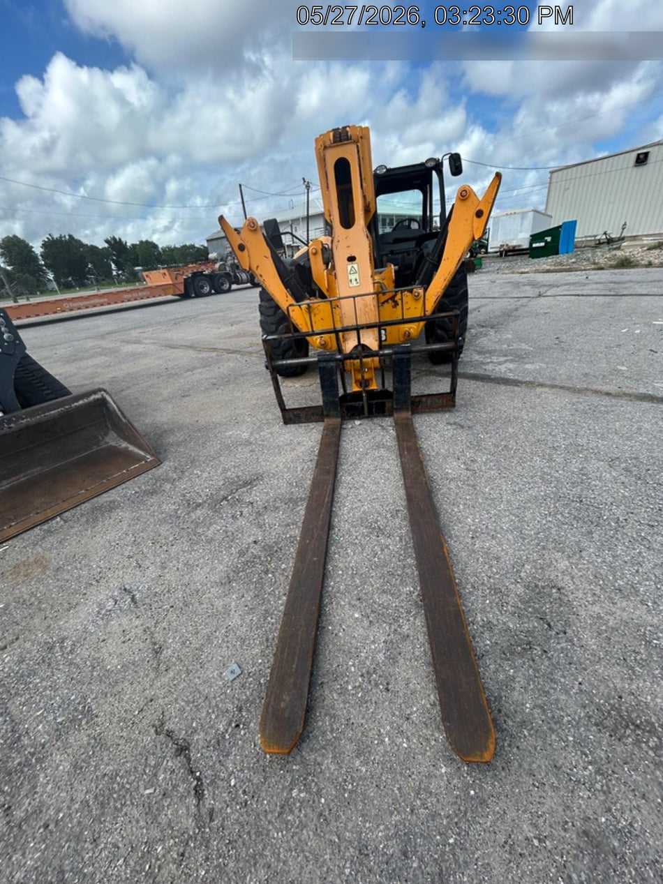 2019 JCB 512-56
