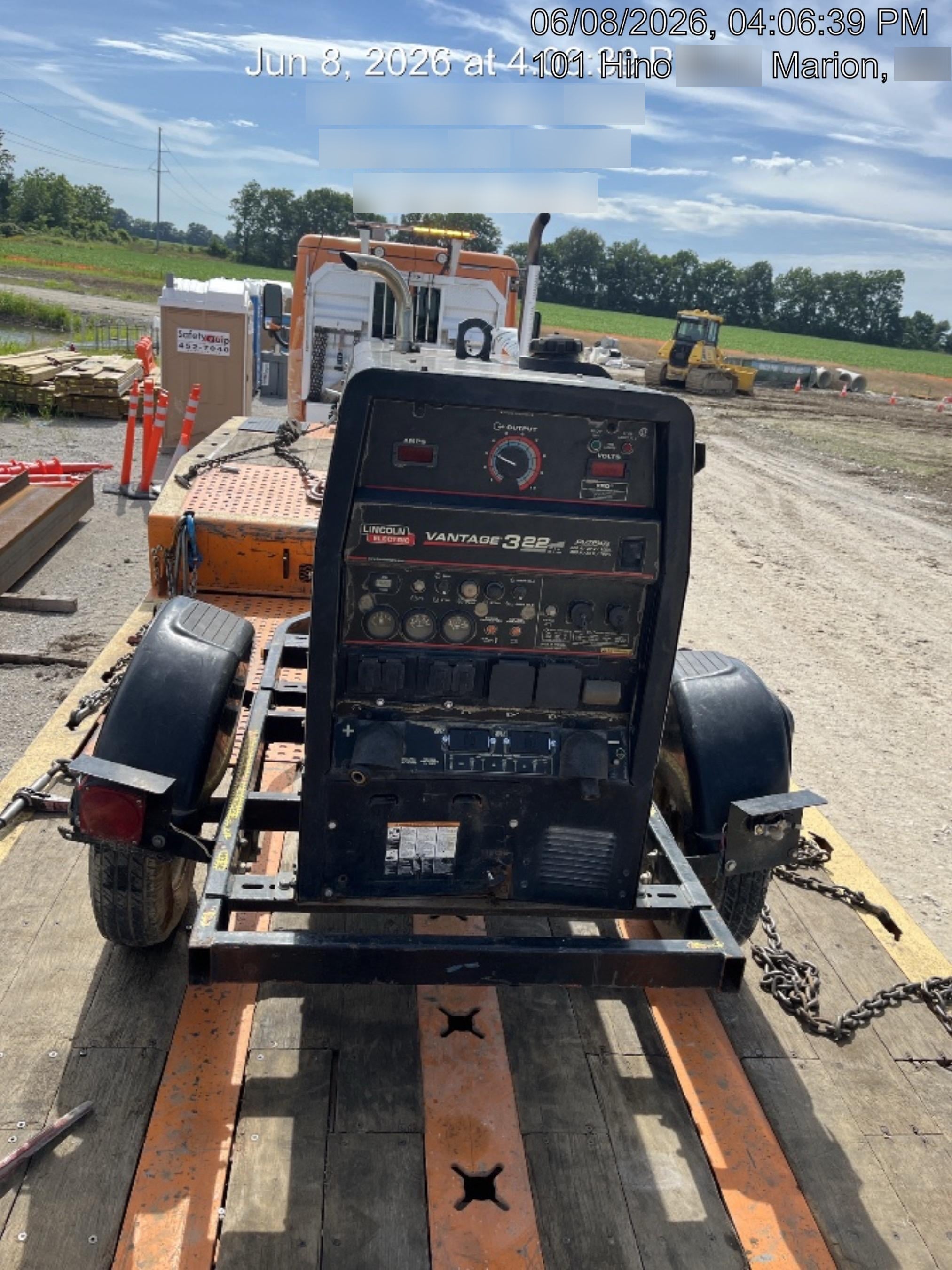 2019 Lincoln Electric Vantage 322 Welder Ready-Pak 3, Two wheel trailer, Fender and Light kit, Cable Rack