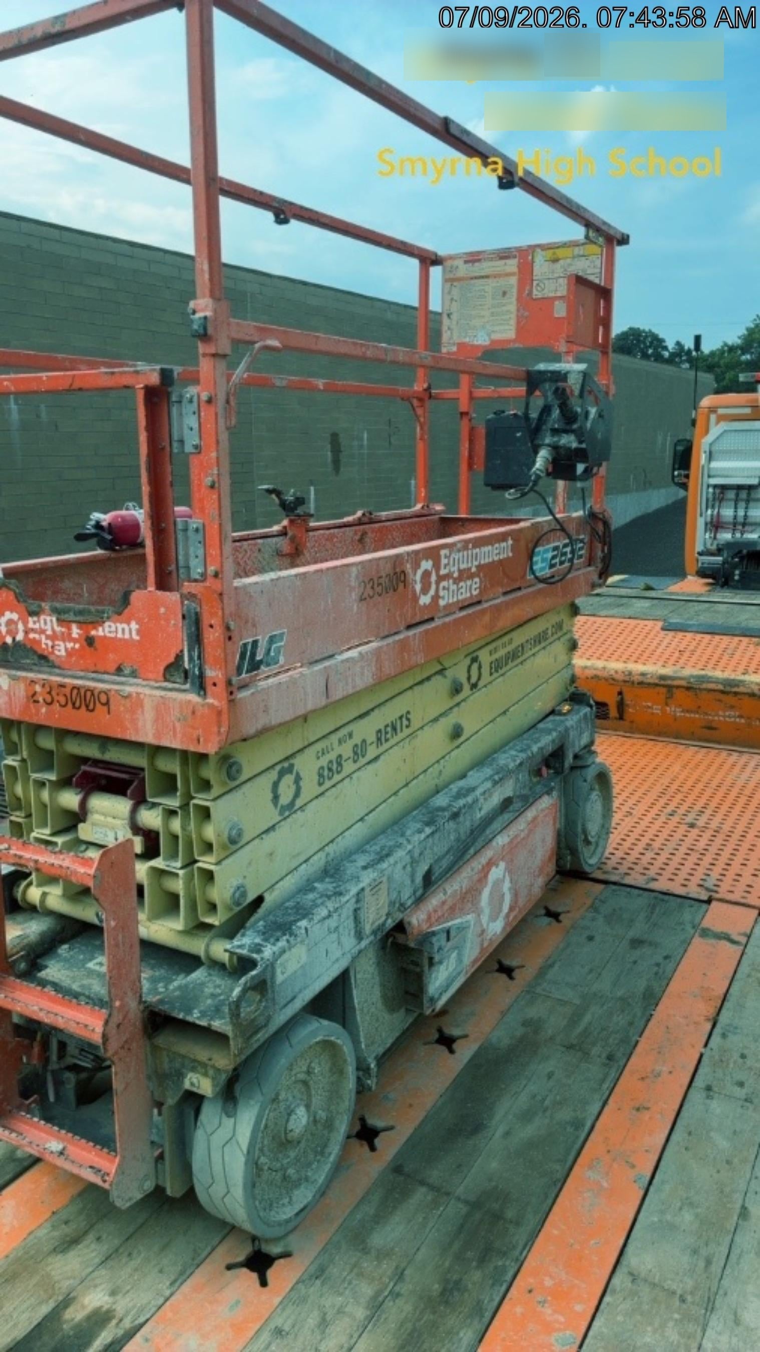 2022 JLG ES2632