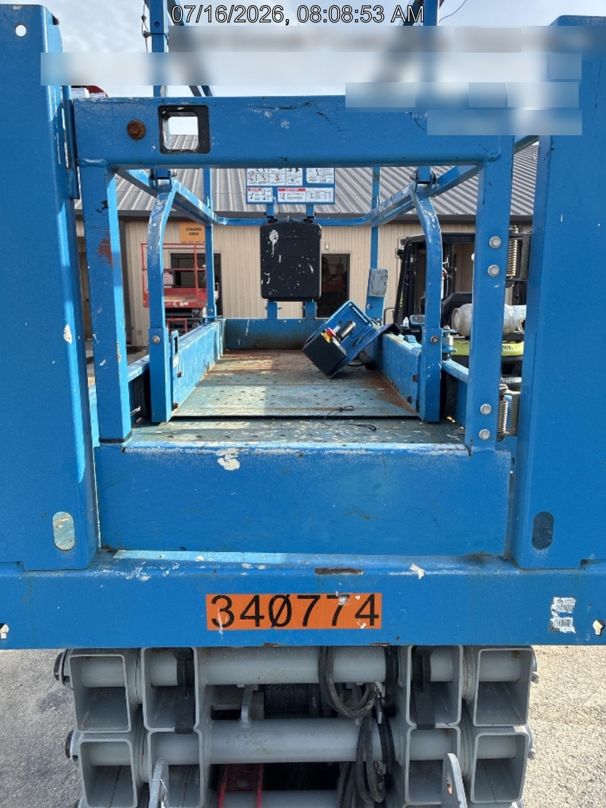 2023 GENIE GS-3232