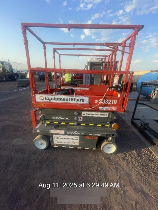 2022 SKYJACK SJ3219
