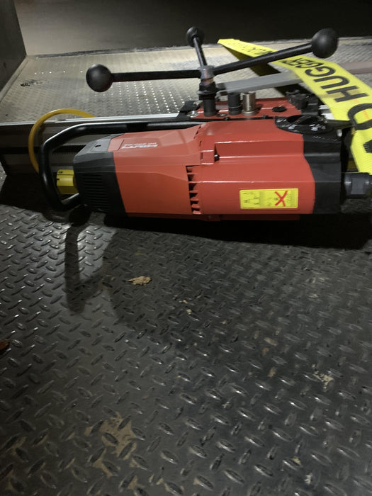 2022 HILTI DD250E