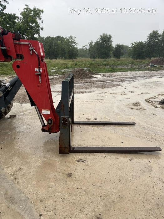 2018 Manitou MTA10055 Manitou MTA 10055 w/Cab/Heat/AC, Work Lights/Strobe, Aux Hyd, Solid Tires, Lift Hook, 66" Carriage, 60" Forks