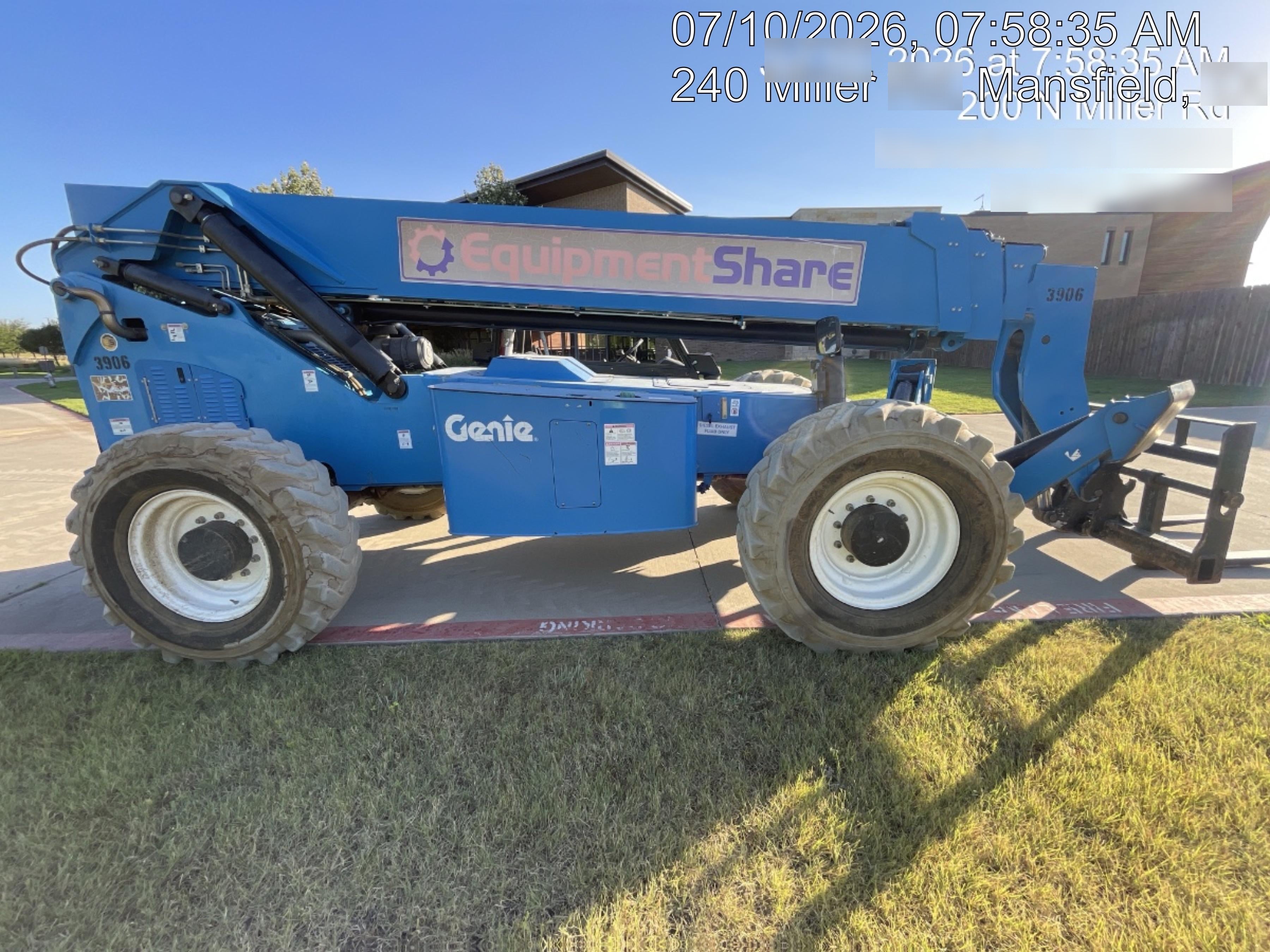 2017 Genie GTH-1056 Genie GTH1056, Solid Tires, 60" carriage, Light Kit, Open ROPS