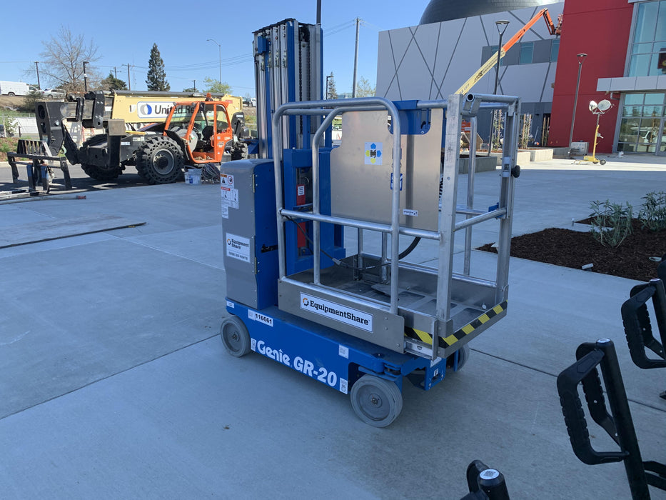 2020 GENIE GR-20