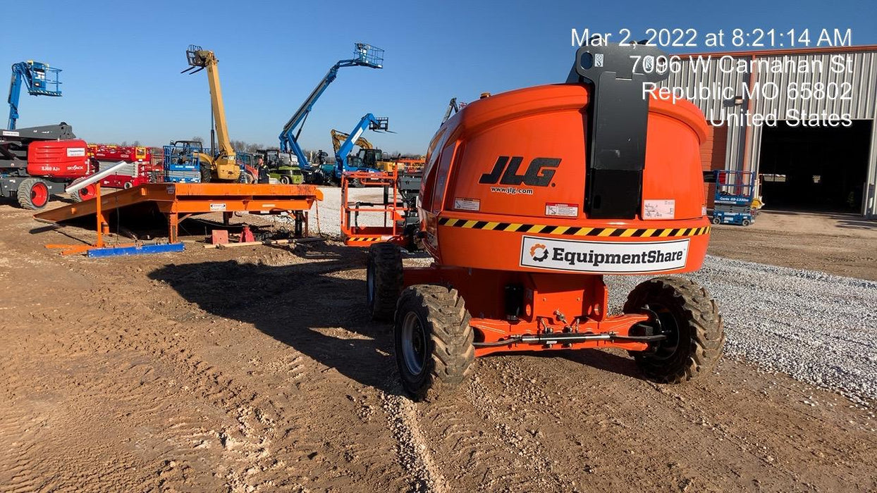 2021 JLG 400S