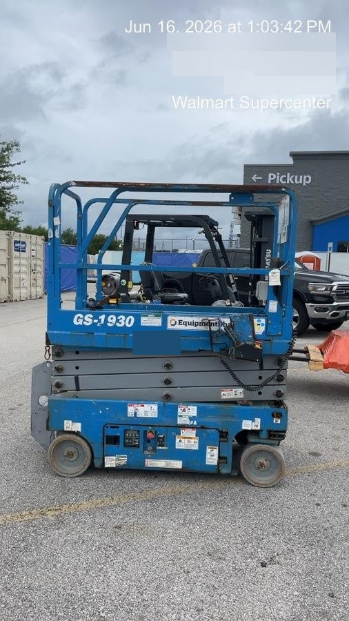 2019 Genie GS-1930 Fixed Rails with Chain Entry