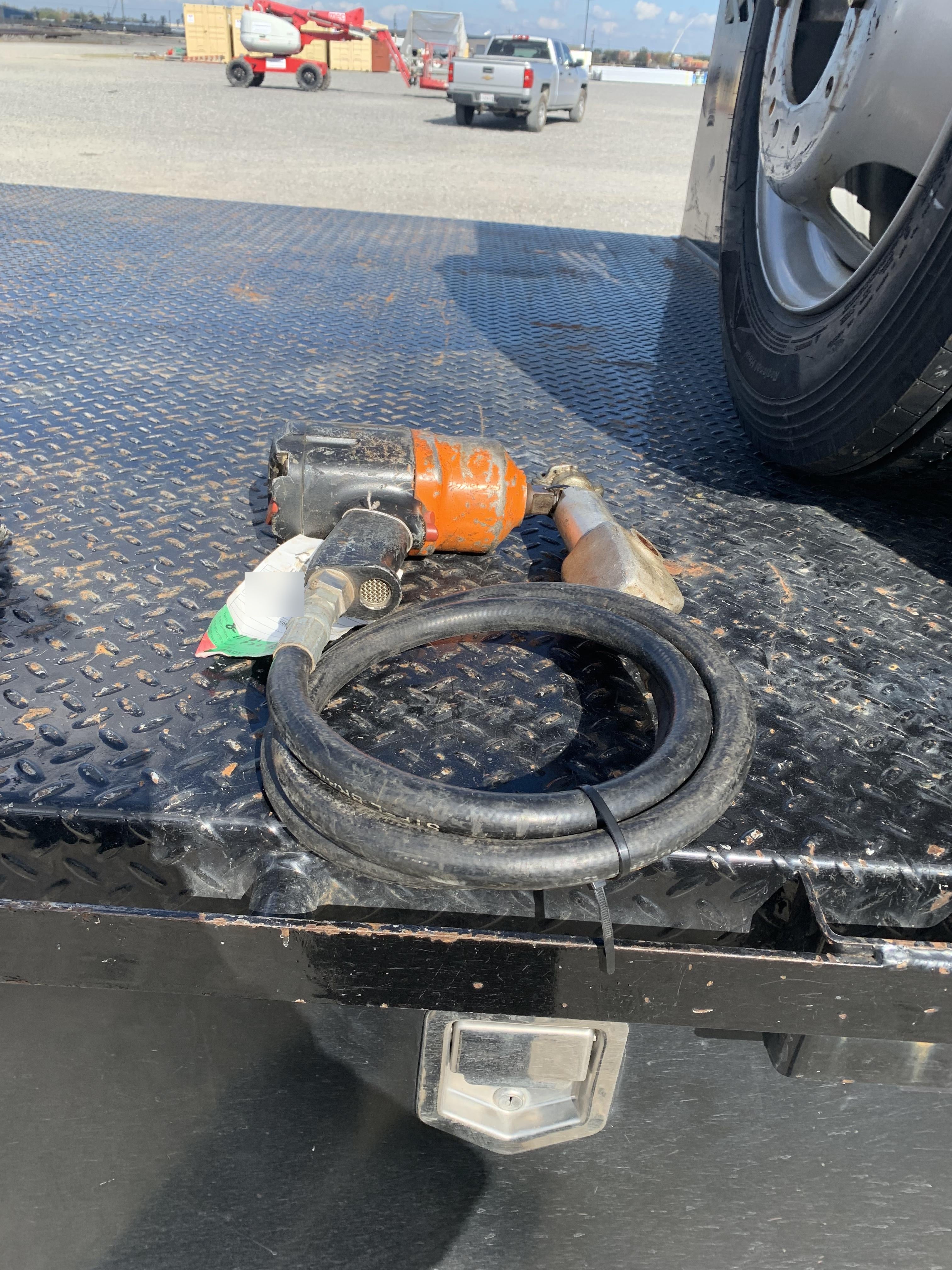 2020 MICHIGAN PNEUMATIC 750SS