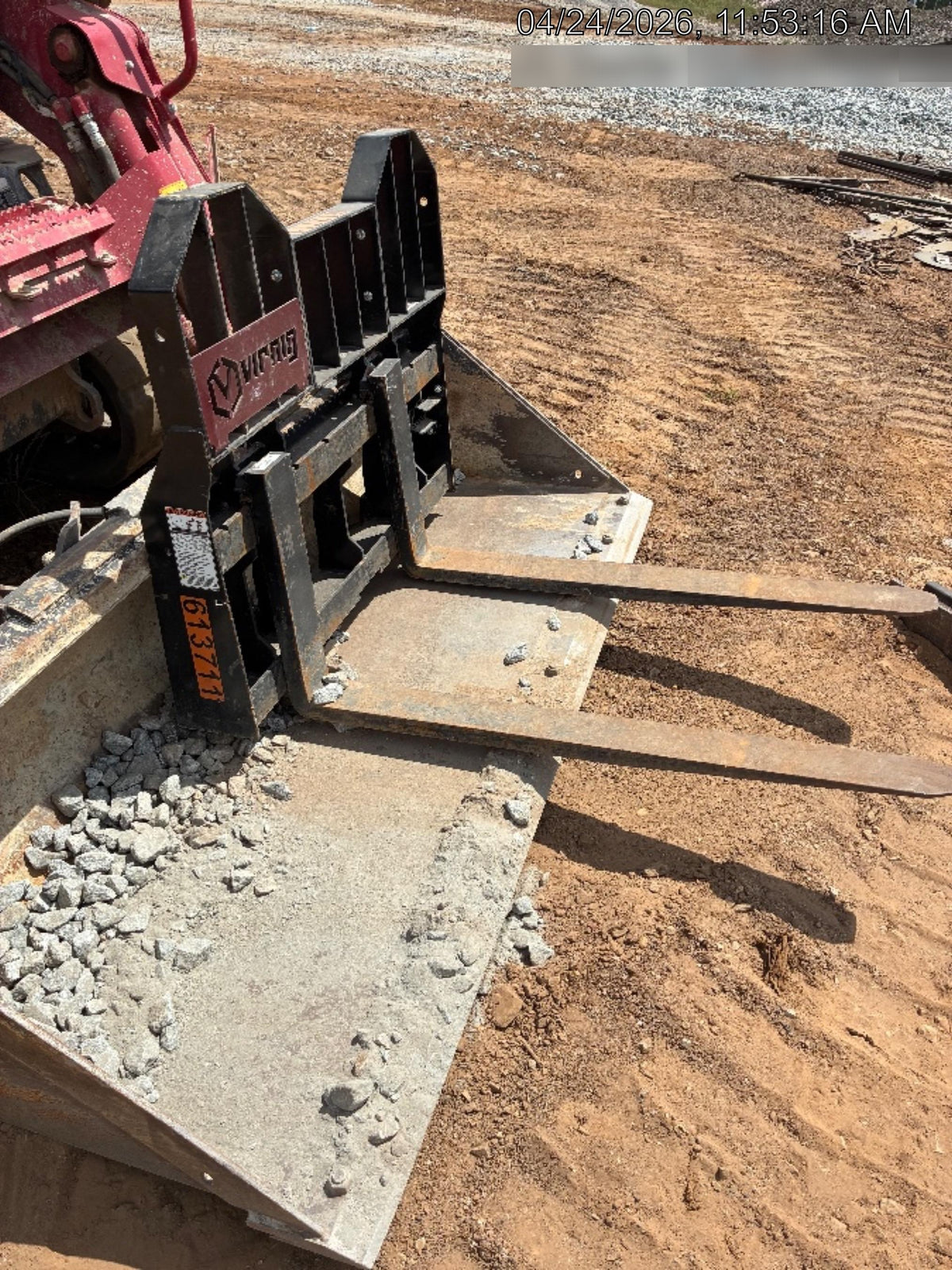 2025 VIRNIG 48" Pallet Forks - Virnig