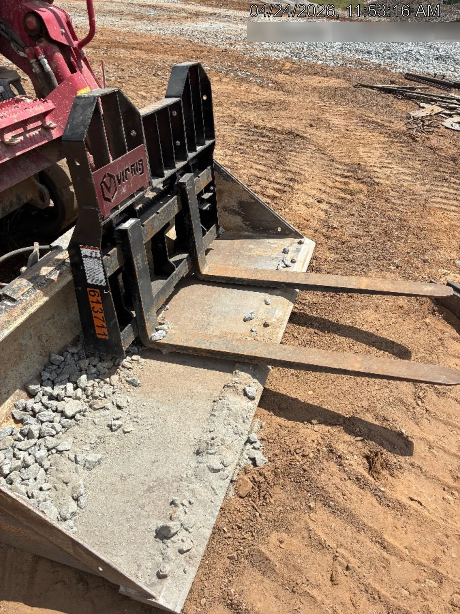 2025 VIRNIG 48" Pallet Forks - Virnig
