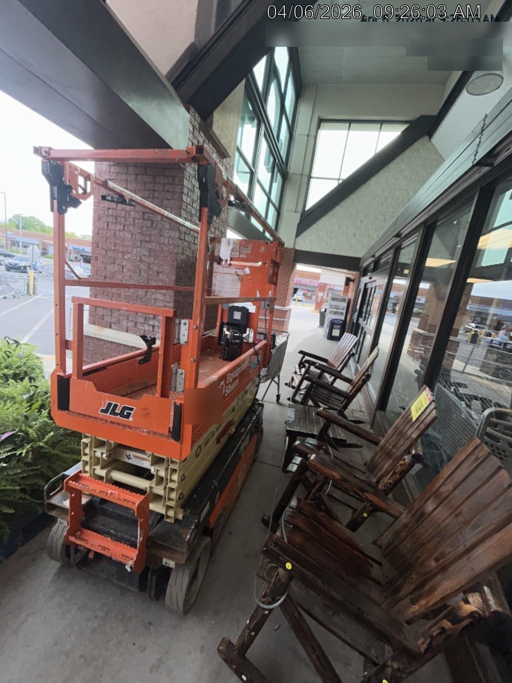 2022 JLG ES1932