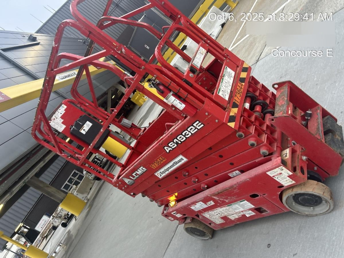 2021 Lgmg AS1932E Electric Drive, Solid Non Marking Tires, Dual Beacons